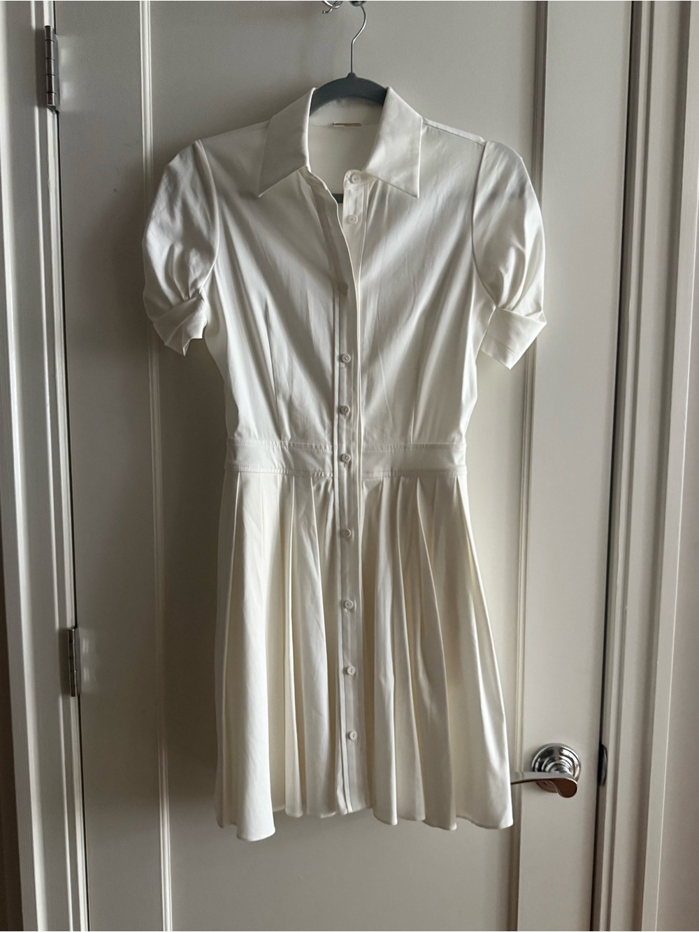 Alexis April Dress in White - Picture 2 of 8